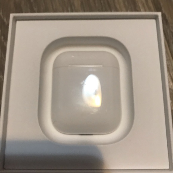 AirPod Case - Picture 1 of 2